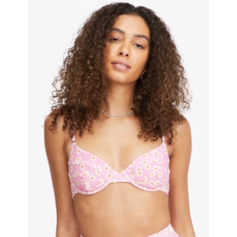 NWT Billabong Daisy Crazy Morgan Bikini Top M‎ Pink Floral Underwire Surfer